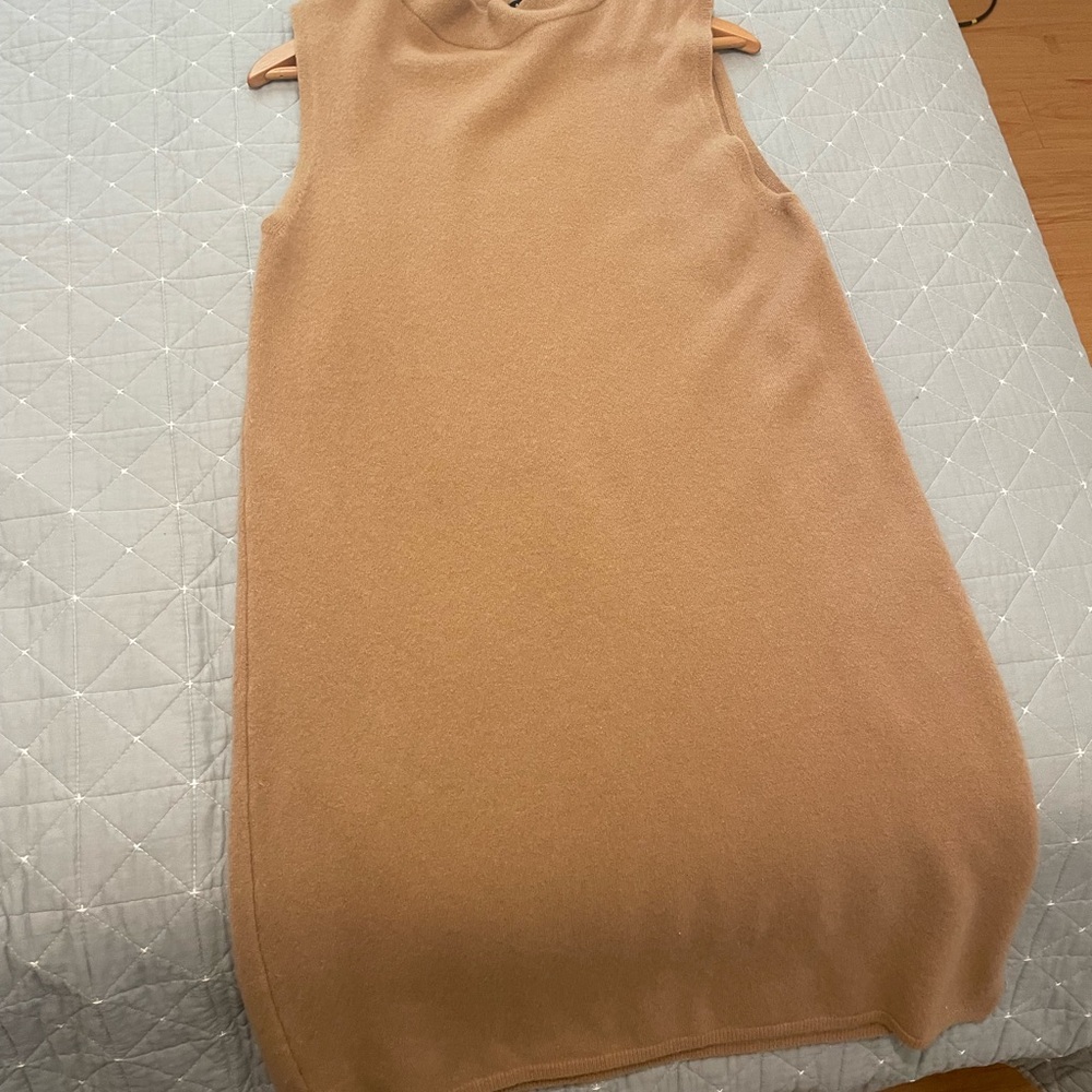 Massimo Duti 100% Italian Yarn Midi dress- never worn - size Large